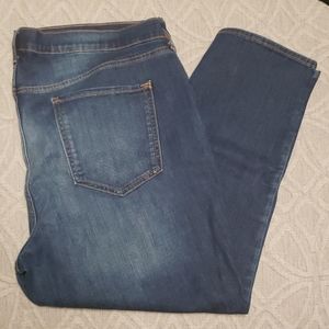 Old Navy Boyfriend Skinny Jeans 18